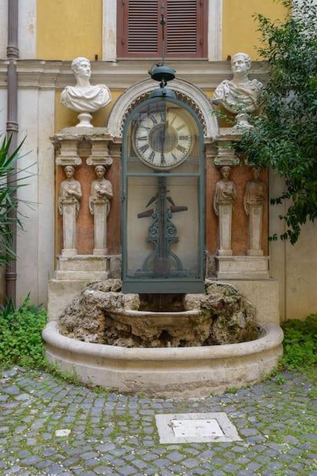 Discover The Pantheon From The Berardi Studio Flat Roma Exterior foto
