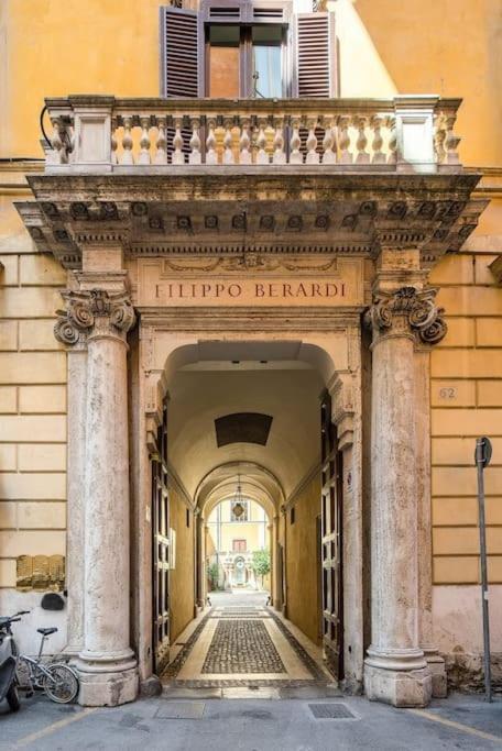 Discover The Pantheon From The Berardi Studio Flat Roma Exterior foto